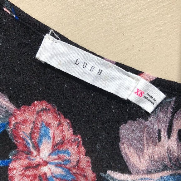 Nordstrom Lush Floral Surplice Blouse Top XS - Picture 5 of 7